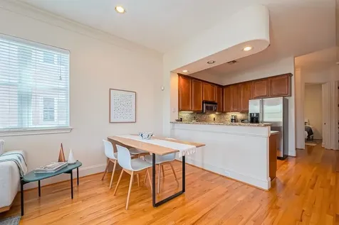 58 Briar Hollow Lane 303 Houston TX 77027
