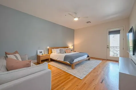 58 Briar Hollow Lane 303 Houston TX 77027