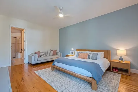 58 Briar Hollow Lane 303 Houston TX 77027