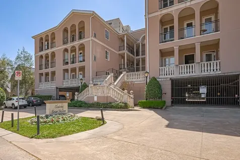 58 Briar Hollow Lane 303 Houston TX 77027