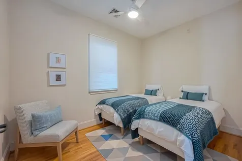 58 Briar Hollow Lane 303 Houston TX 77027