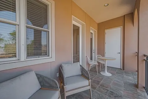 58 Briar Hollow Lane 303 Houston TX 77027
