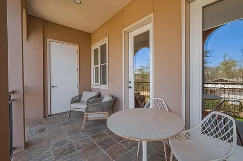 58 Briar Hollow Lane 303 Houston TX 77027