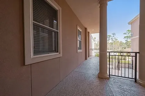 58 Briar Hollow Lane 303 Houston TX 77027