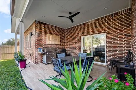 18 Amelia Court Montgomery TX 77356