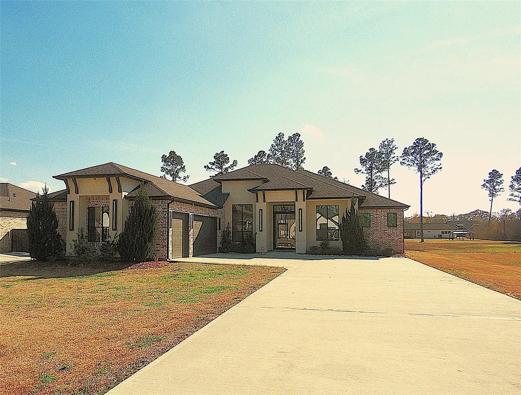 51 Road 6613 Dayton TX 77535
