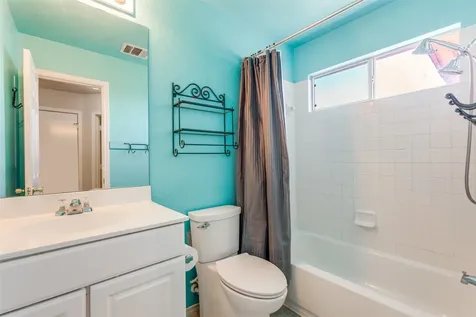 5043 Hartson Kyle TX 78640