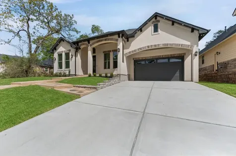 205 Blue Hill Drive Montgomery TX 77356