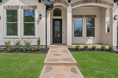 205 Blue Hill Drive Montgomery TX 77356