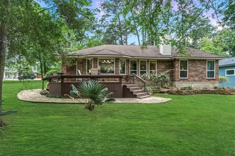 15204 Jamaica Drive Willis TX 77318