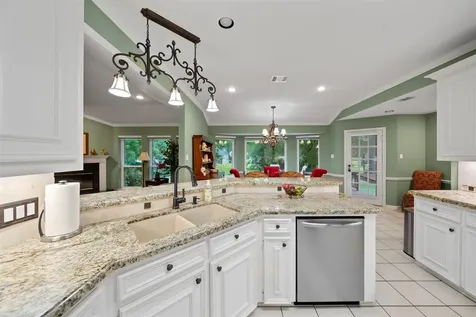 15204 Jamaica Drive Willis TX 77318
