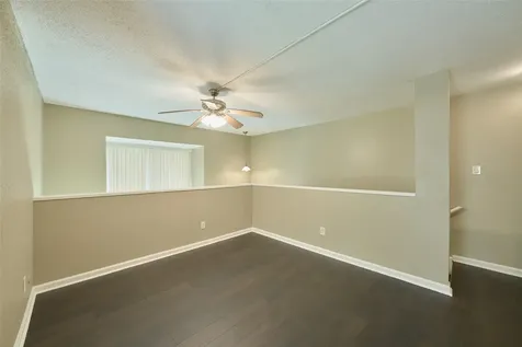 16120 Stuebner Airline Road 212 Spring TX 77379