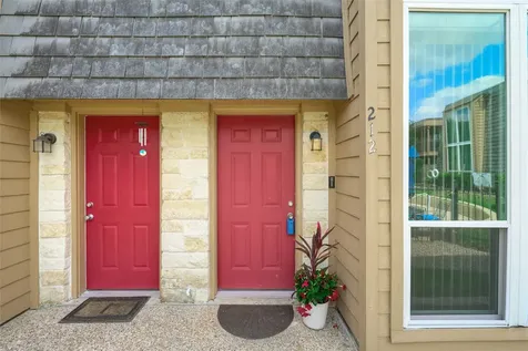 16120 Stuebner Airline Road 212 Spring TX 77379