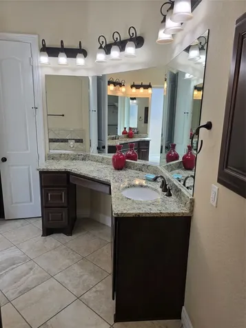 10 Val Delsa Court Missouri City TX 77459