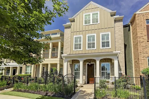 31 E Breezy Way The Woodlands TX 77380