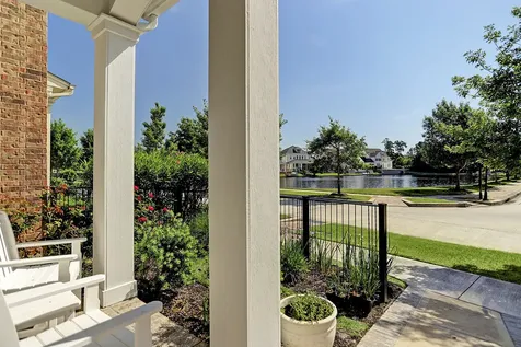 31 E Breezy Way The Woodlands TX 77380
