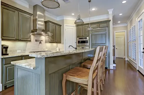 31 E Breezy Way The Woodlands TX 77380