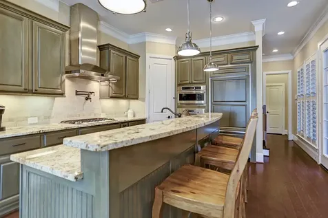 31 E Breezy Way The Woodlands TX 77380