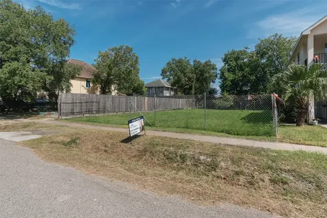 0 Mckee Street Houston TX 77026