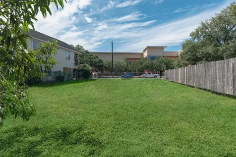 0 Mckee Street Houston TX 77026