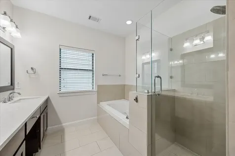 734 W 20th Street A Houston TX 77008