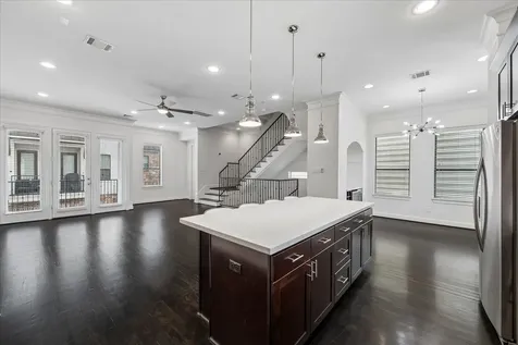 734 W 20th Street A Houston TX 77008