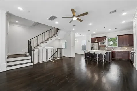 734 W 20th Street A Houston TX 77008