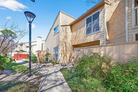 3684 Ocee Street Houston TX 77063