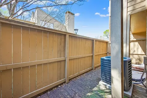 3684 Ocee Street Houston TX 77063