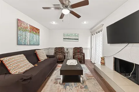 3684 Ocee Street Houston TX 77063