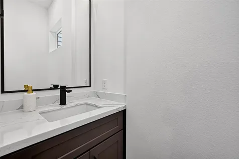 3315 Daphne Street Houston TX 77021