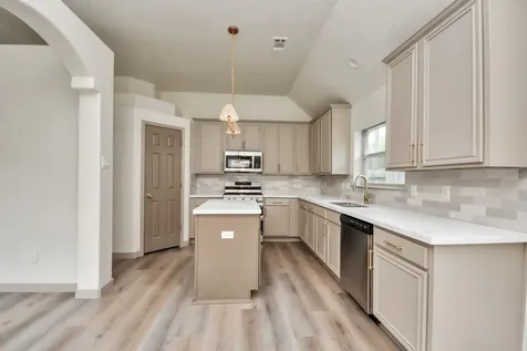 14423 Gadwall Court Houston TX 77044