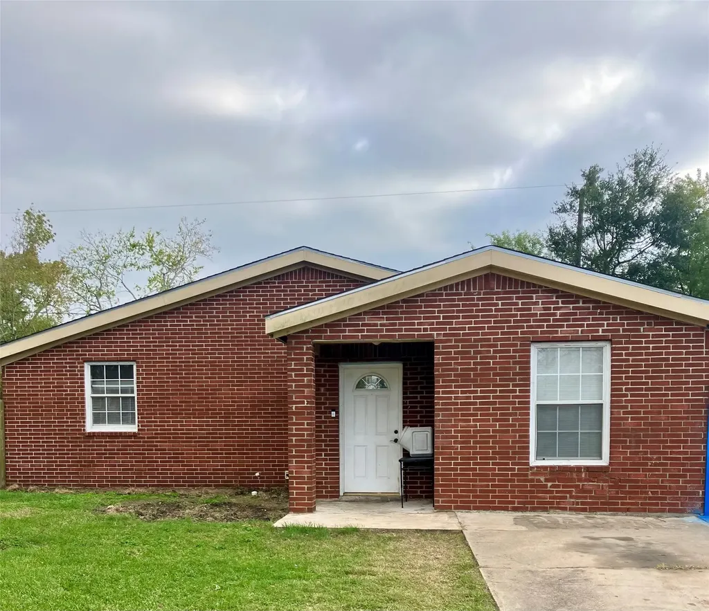 6206 Iron Rock Street Houston TX 77087
