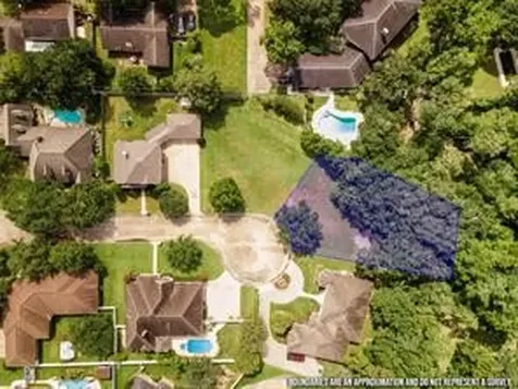 4 Stoneybrook Lane Bay City TX 77414