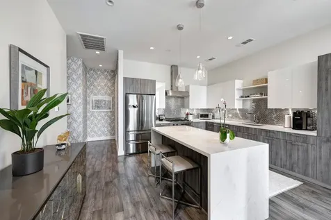 1211 Caroline Street 1501 Houston TX 77002