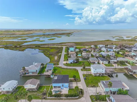 16611 Pompano Way Galveston TX 77554