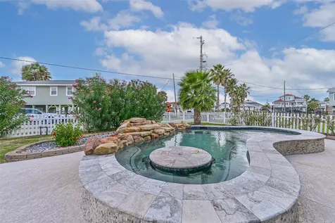 16611 Pompano Way Galveston TX 77554