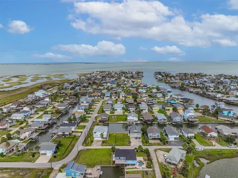 16611 Pompano Way Galveston TX 77554