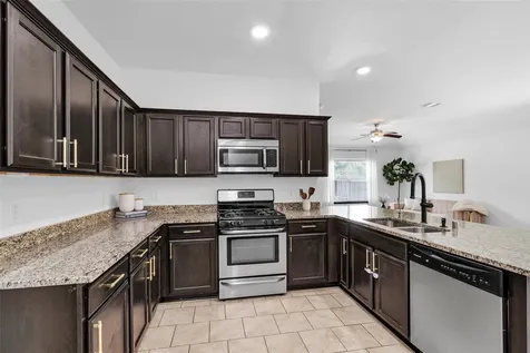 23050 Ari Creek Way Tomball TX 77375