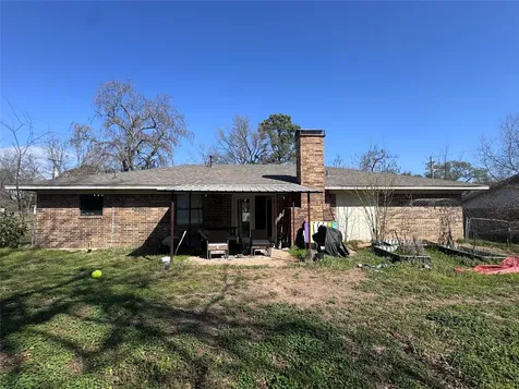 105 W Rutherford Street Mount Vernon TX 75457