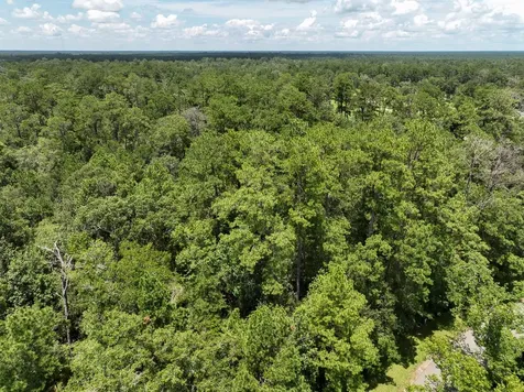 2 County Road 821 Mauriceville TX 77612