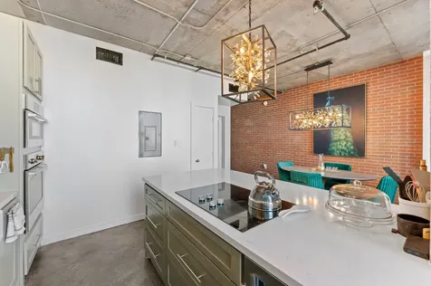 2000 Bagby Street 7416 Houston TX 77002