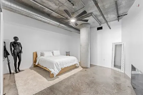2000 Bagby Street 7416 Houston TX 77002
