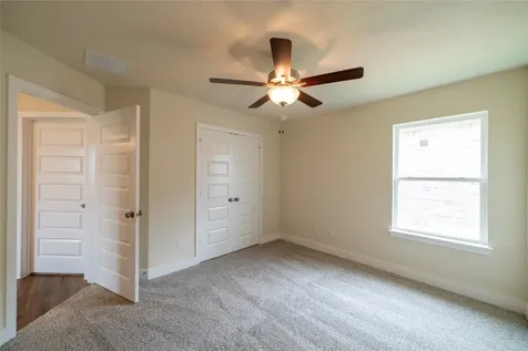 2067 Winepress Road Brenham TX 77833