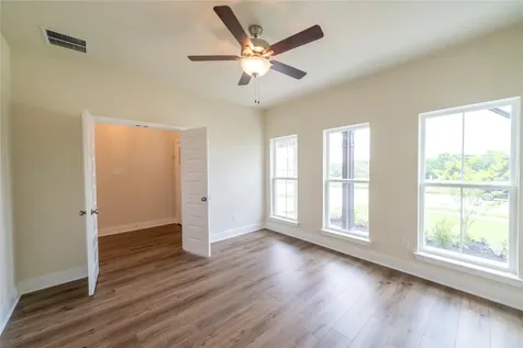 2067 Winepress Road Brenham TX 77833