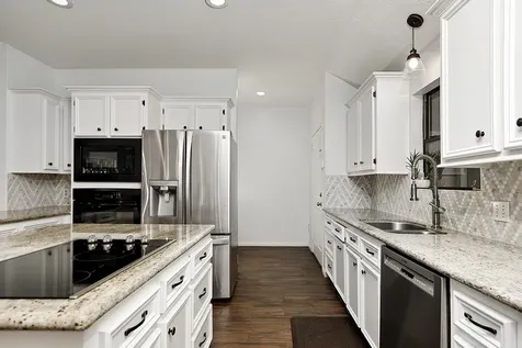 44 Lake Forest Circle Conroe TX 77384