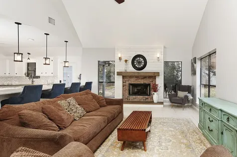 44 Lake Forest Circle Conroe TX 77384
