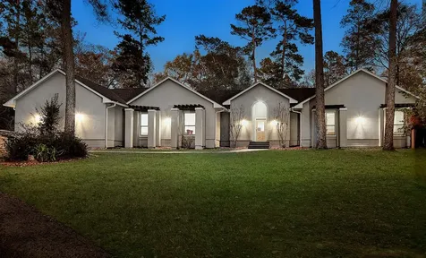44 Lake Forest Circle Conroe TX 77384