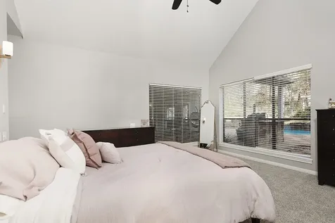 44 Lake Forest Circle Conroe TX 77384