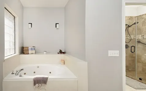 44 Lake Forest Circle Conroe TX 77384